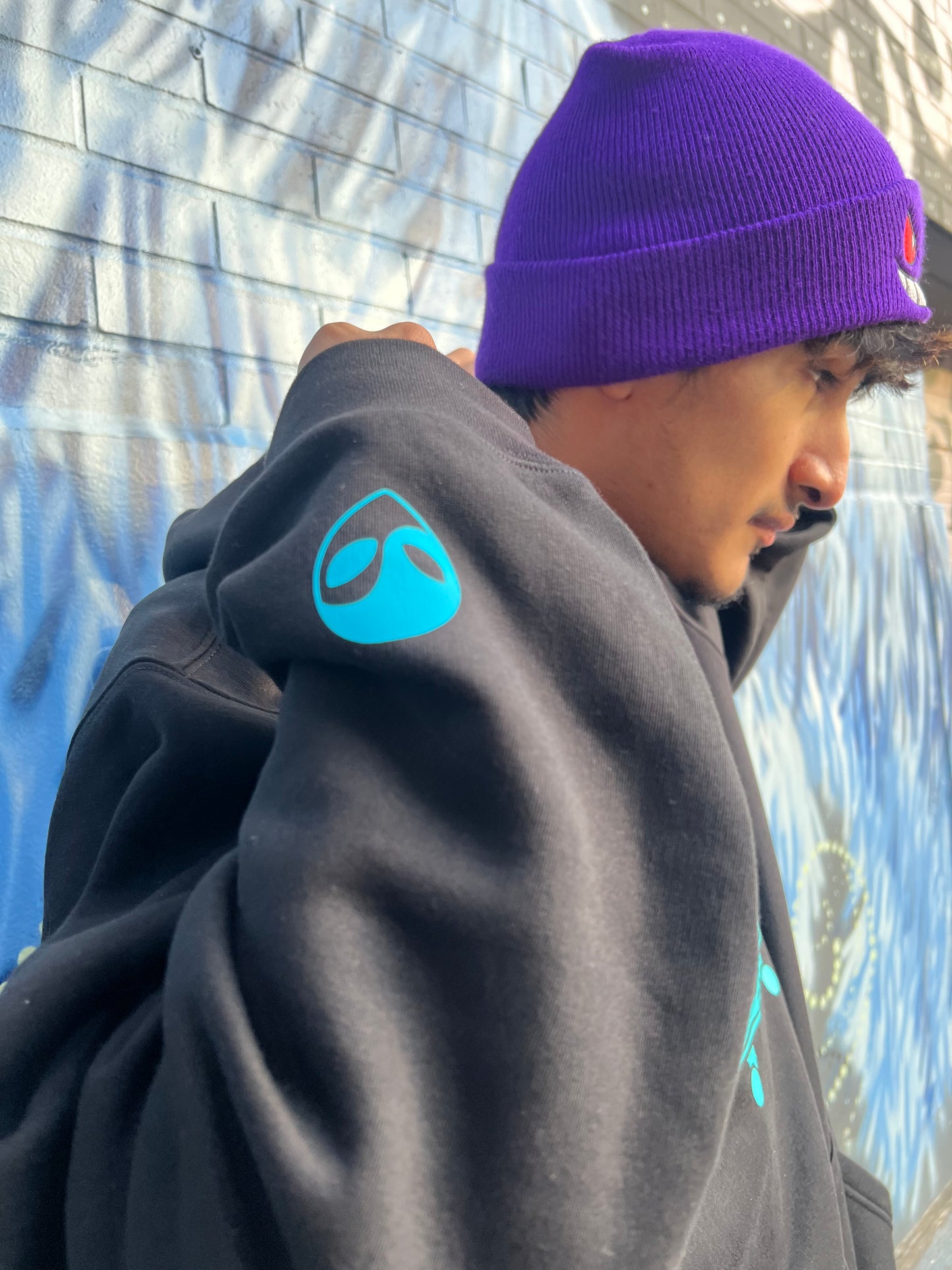 Layback Mellow Blue hoodie