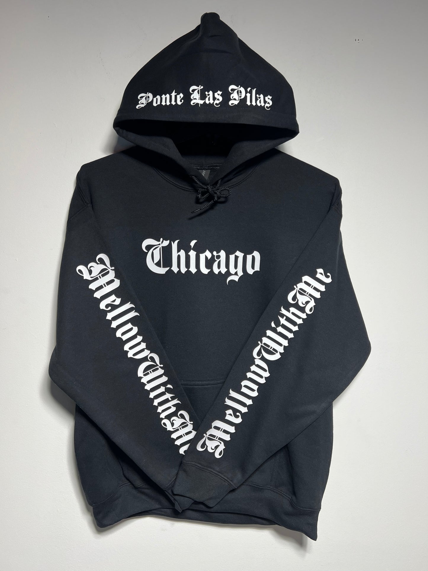 Chicago MellowWithMe Hoodie Black & Red !